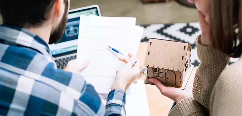 Get Professional Assistance with Assignment of Lease from Seller to Buyer in New Haven, CT